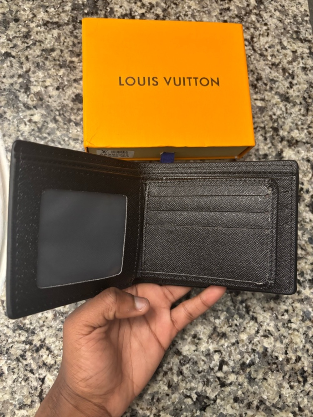 Louis Vuitton Black Damier Graphite Canvas Wallet - Picture 4 of 4